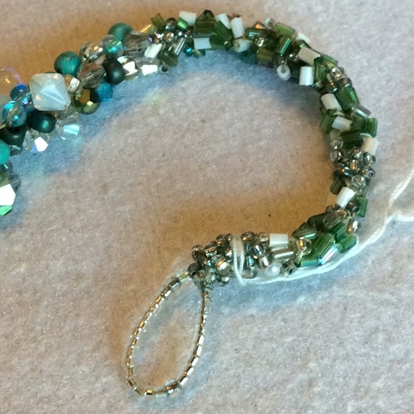 FINAL SALE PRICE CL Designs Crochet Lavish Embellishments Bracelet - Picture 4 of 5